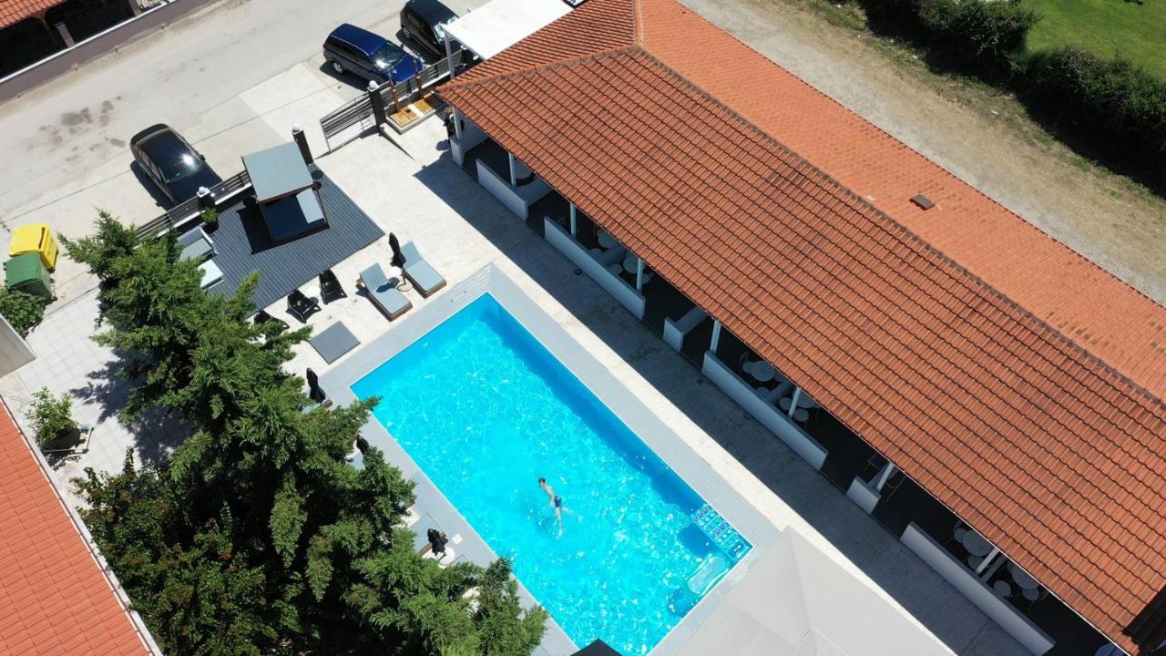 Philoxenia Suites Vrasná Exterior foto